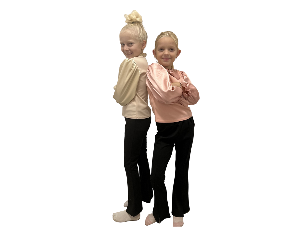 Fashion by Livana | Lichtroze blouse met strik