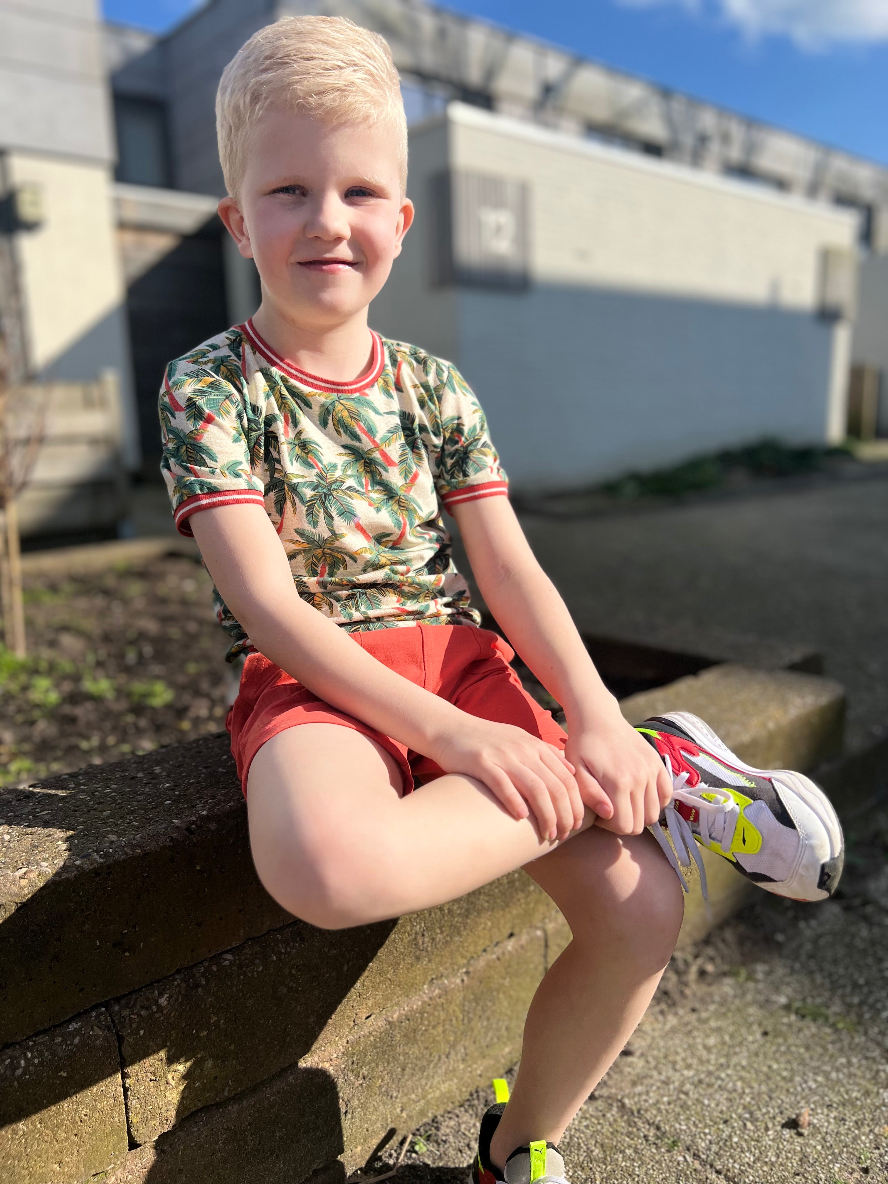 T-shirt in Hawaï stijl van B.nosy